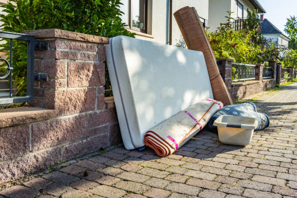 Best Estate Cleanout Services  in Sardis, MS